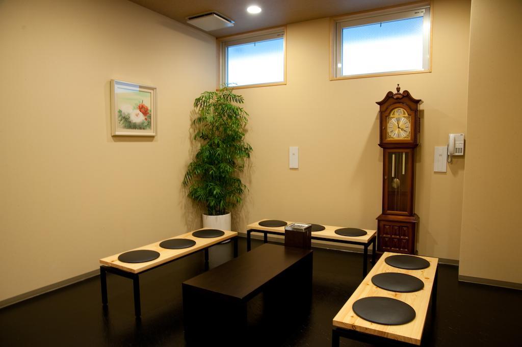 Hakata Sunlight Hotel Hinoohgi Fukuoka  Buitenkant foto